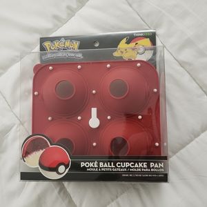 Pokémon Poké Ball Cupcake Pan